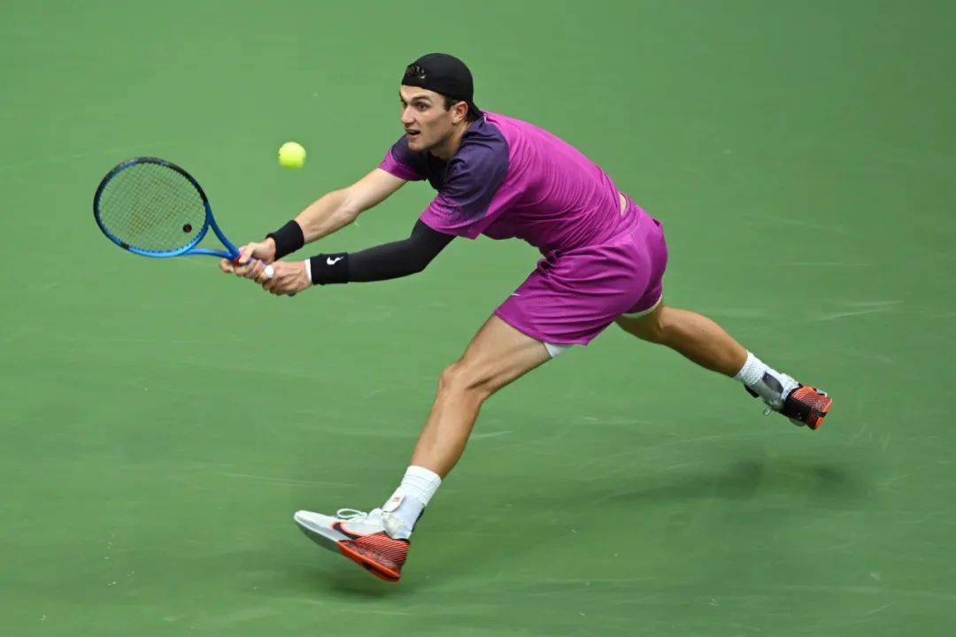 整场比赛中 整场比赛中